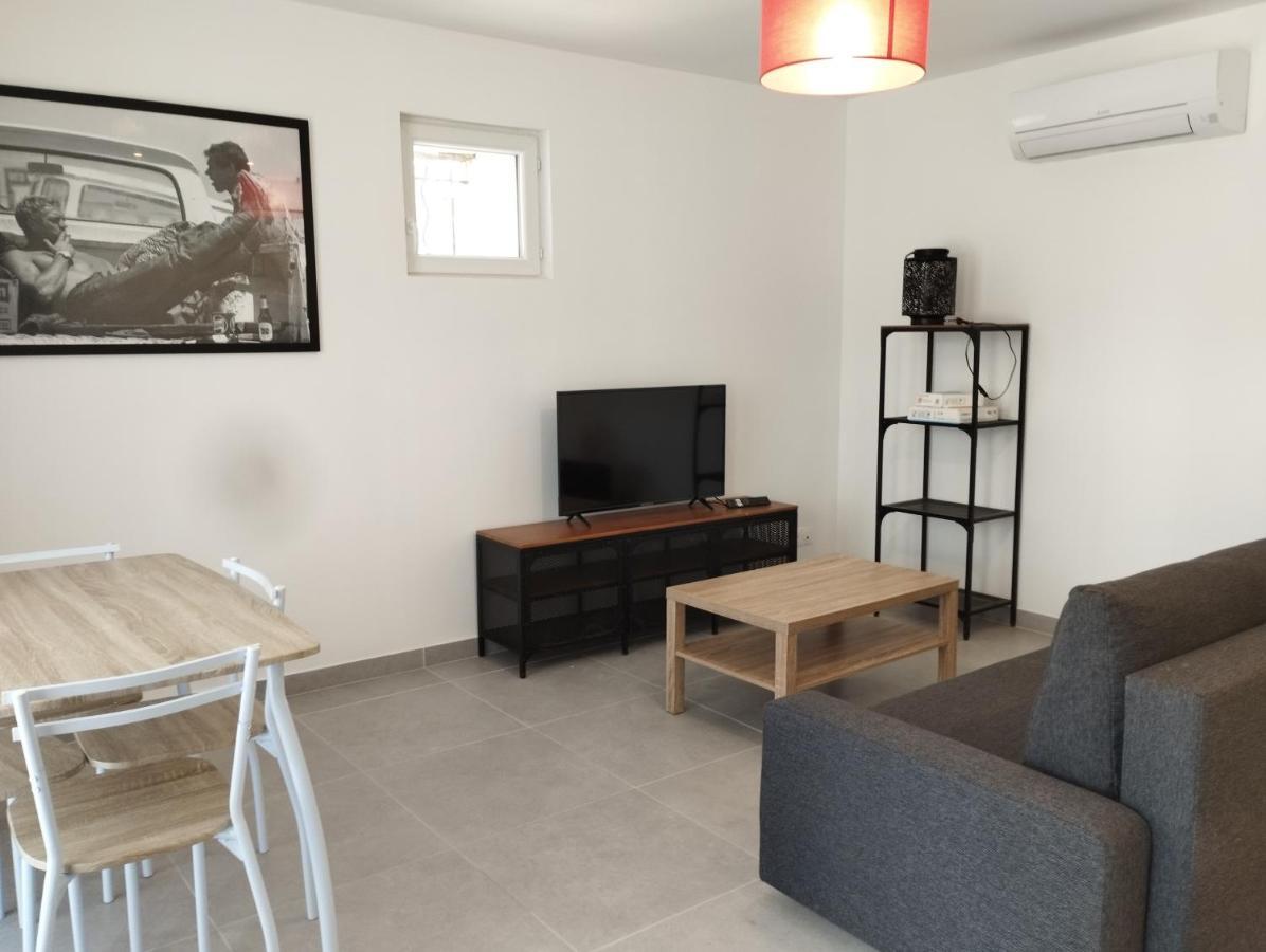 Appartement Meuble Et Tout Confort, Au Milieu De La Campagne Сен-Поль-Труа-Шато Екстер'єр фото